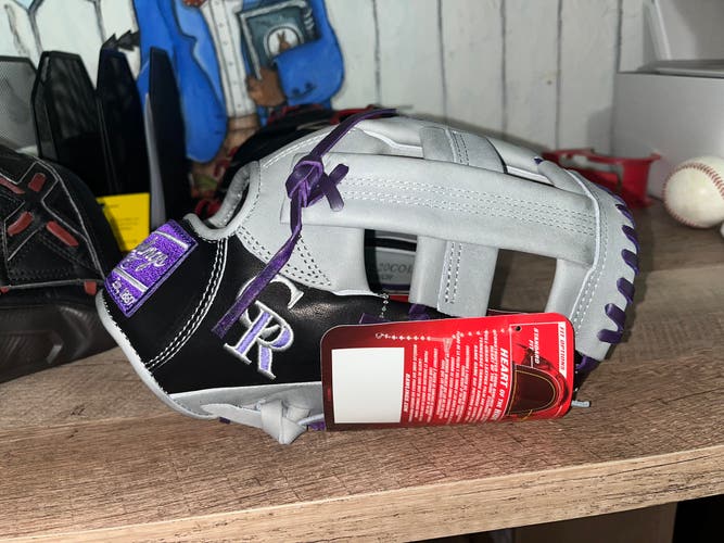 Rawlings Heart of the Hide RH Baseball Glove 11.5" (New)