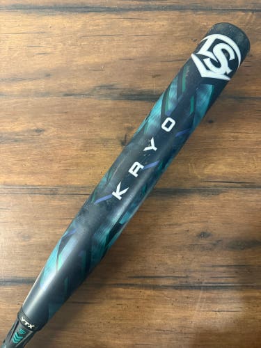2025 Louisville Slugger Kryo 32/21 (-11) Fastpitch Softball Bat