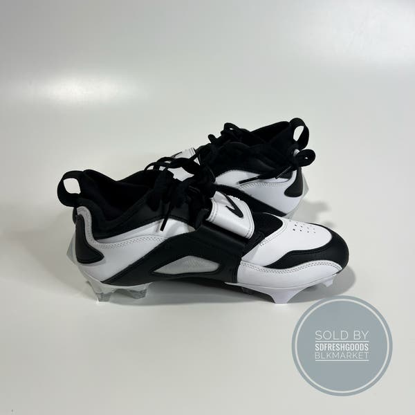 Nike Diamond Turf DT 93 TD Football Cleats White Black  display picture 1