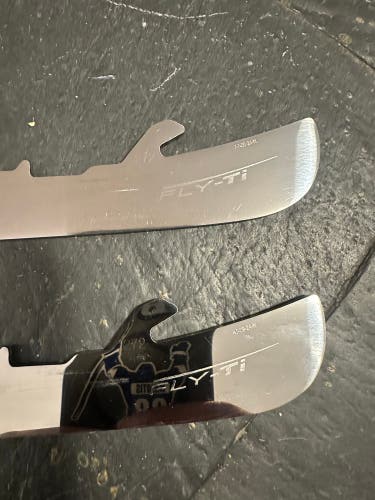 Bauer Fly-Ti runners size 272 mm (New) No box. Never sharpened, never used.