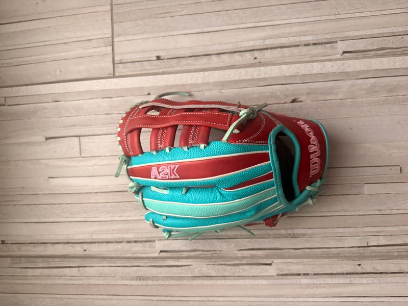 2025 Wilson A2K RH Outfield Baseball Glove 12.5" (Used)