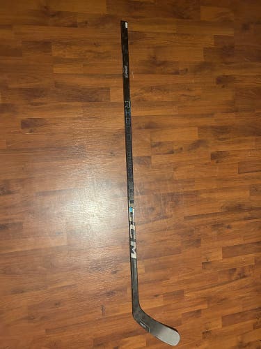 Intermediate CCM Ribcor Trigger 9 Pro Left Hand Hockey Stick P29 65 Flex (New)
