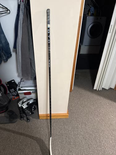 Intermediate Bauer Proto-R Right Handed Hockey Stick P92 65 Flex (Used)