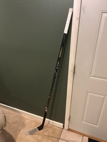 Senior Sher-Wood Rekker Morph Pro Right Handed Hockey Stick PP92 75 Flex Pro Stock (Like-New)