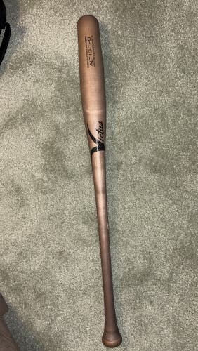 2025 Victus Torpedo Maple Bat (-3) 29 oz 32" (Used)
