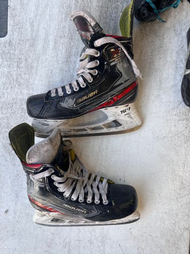 2019 Bauer Vapor X2.9 Hockey Skates 8 (Used)