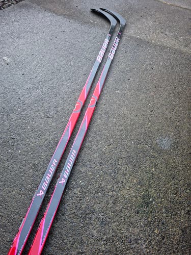 Senior Bauer Proto2 Right Handed Hockey Stick P28 70 Flex (New)