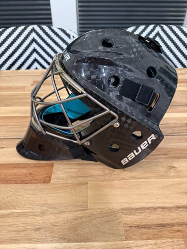Senior Large 2025 Bauer NME Goalie Mask (New)