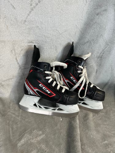 Youth CCM JetSpeed FT340 Hockey Skates Regular Width 12 (Used)