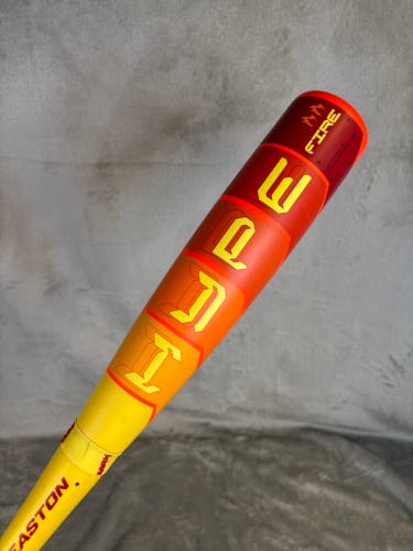 2025 Easton Hype Fire Composite Bat USABat Certified (-11) Composite 17 oz 28" (Used)