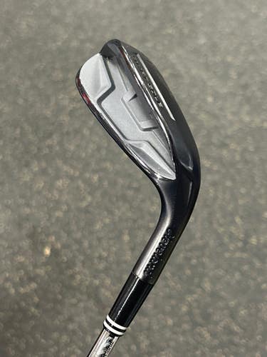 Used Cleveland CHIPPER Golf Chipper RH Pitching Wedge 11337-S000485882