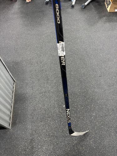 Used Bauer NEXUS 6000 Senior One Piece Right 60 Flex 11337-S000485768