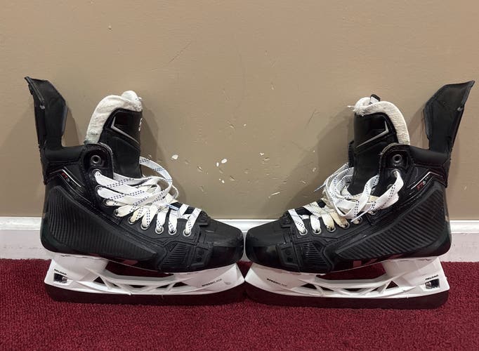 Green 2023 CCM JetSpeed FT6 Pro Hockey Skates Regular Width Pro Stock 7.5 (Used)