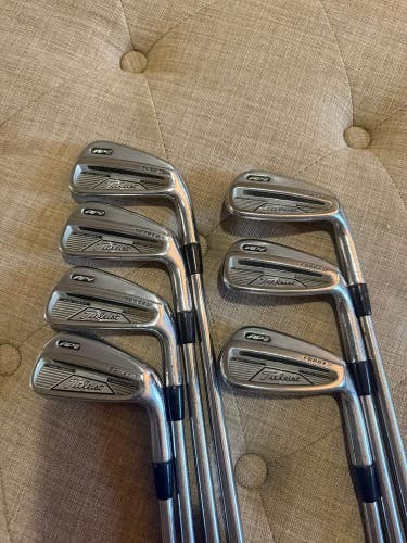 Titleist AP2 Iron Set 4-PW Project X Rifle Regular Flex +1/2 READ