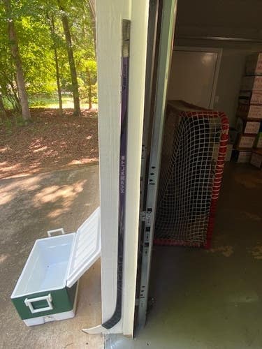 Senior Bauer Vapor Hyperlite 2 Left Hand Hockey Stick P92 87 Flex (Used)