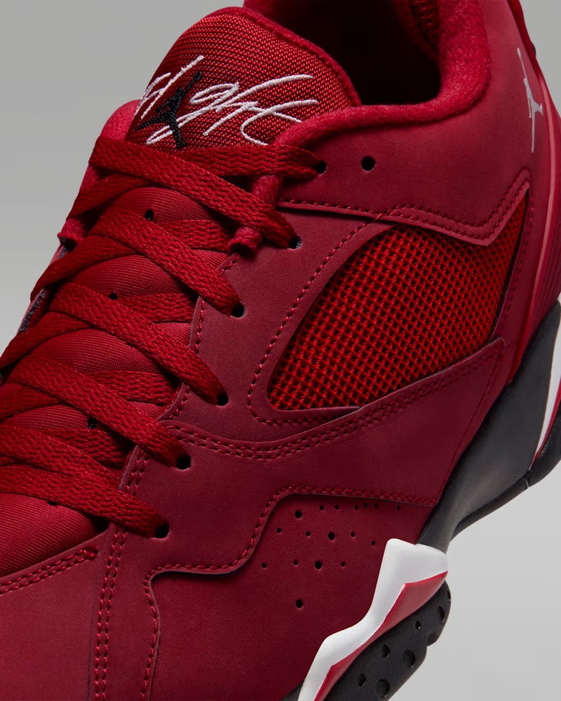 Air Jordan MVP 92 HQ3950-600 Sneakers Men display picture 3