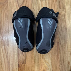 Senior Medium Reebok 5k Elbow Pads (Used)