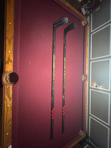 Senior Sher-Wood Rekker LEGEND PRO Right Handed Hockey Stick PP28 85 Flex (Used)