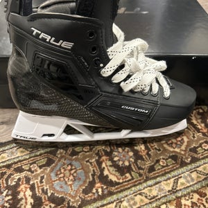 Black 2025 True SVH Hockey Skates 9