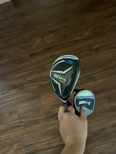 Men's 2020 TaylorMade SIM Max Right Handed Hybrid Regular Flex 3H Graphite Shaft (Used)