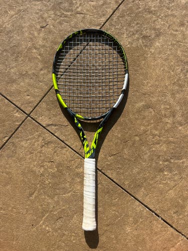 Adult Babolat Pure Aero Tennis Racquet (Used)