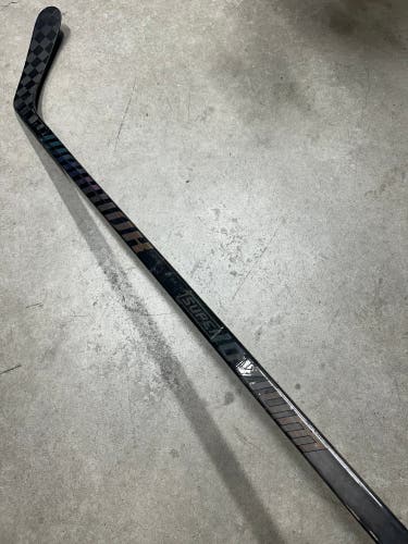 80 Flex P92 Senior Warrior Super Novium Left Hand Hockey Stick (Used) Pro Stock