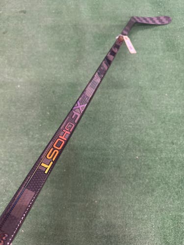 Senior CCM XF Ghost Hockey Stick Right Handed P28+1/4 70 Flex (Used)