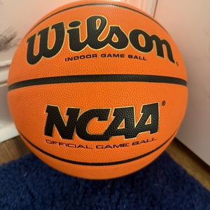 Men's Wilson Basketball (Used)