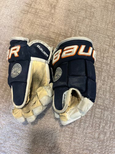 Northeast Generals Vintage (NAHL) Bauer Pro Series Gloves 13" (Used)