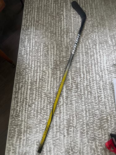 Senior Bauer Vapor Hyperlite 2 Left Hand Hockey Stick P88 80 Flex Pro Stock (Used)