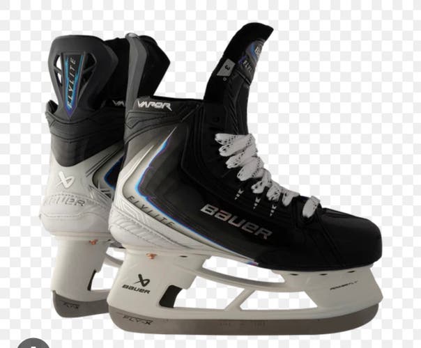 2025 Bauer Vapor Flylite Hockey Skates Regular Width Pro Stock Size 3 (Used)