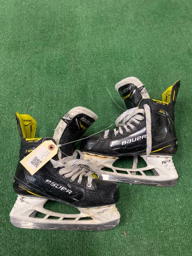 Bauer Supreme M4 | Hockey Skates | Senior Size 7 (Fit 2)