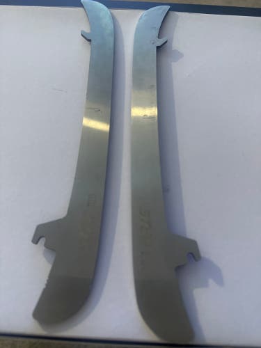 CCM Step Steel 287 mm size 10-10.5 (New)