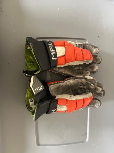 Maverik Max Lacrosse Gloves (Used)