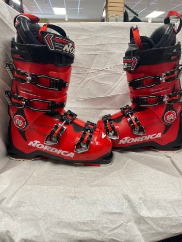 Mondo 25 & 25.5 Unisex Nordica SpeedMachine Ski Boots Stiff Flex (Used)