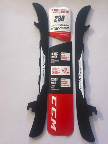 CCM XS1 Black 230 mm size 3-3.5(New)
