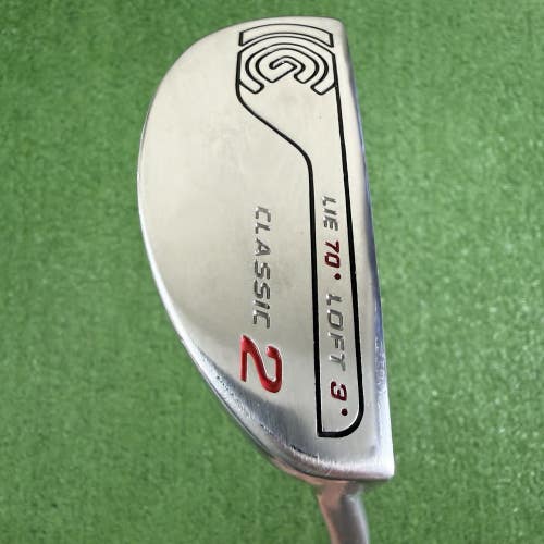 Cleveland Golf Classic 2 Heel Shafted Mid Mallet Right Handed 32