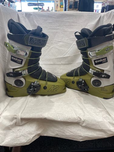 Mondo 26 & 26.5 Unisex K2 Evolver Park Ski Boots Soft Flex (Used)