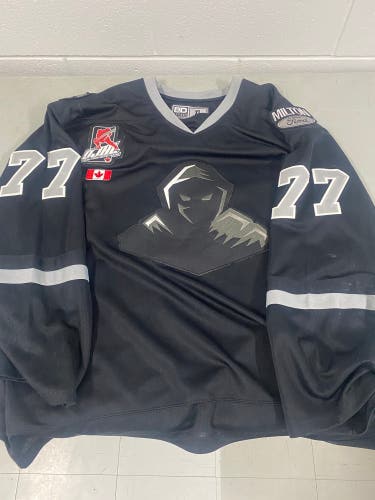 Black XL Men's Jersey (Used)