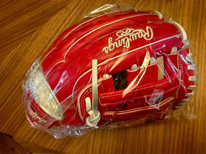 Rawlings Pro Preferred Carlos Correa 11.75” Infield Glove — Right Hand Throw — NEW w/ Tags