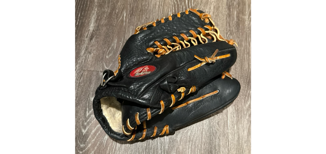 Nokona Baseball Glove 11" (Used)