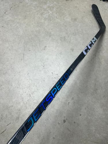100 Flex P29 Senior CCM Jetspeed FT6 Pro Left Hand Hockey Stick Pro Stock (Used)