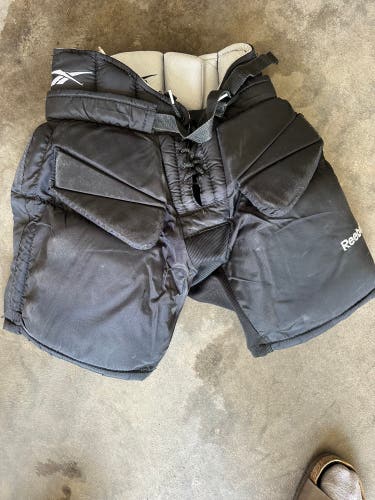Intermediate Small Reebok HPG Hockey Goalie Pants (Used)