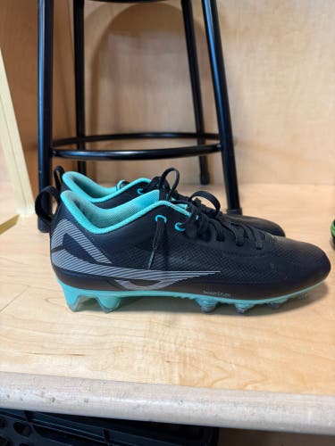 Men's Size M 11.0 (W 12.0) Adult (New)