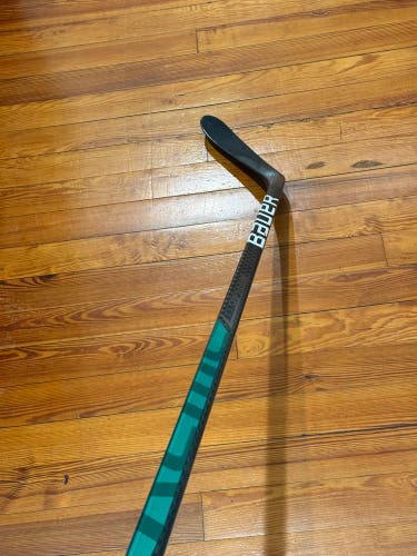 Senior Bauer Supreme Ultrasonic Left Hand Hockey Stick P92 82 Flex Pro Stock (Used)