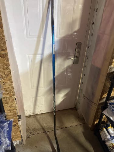 Senior CCM JetSpeed FT8 Pro left Handed Hockey Stick P29 70 Flex (New)