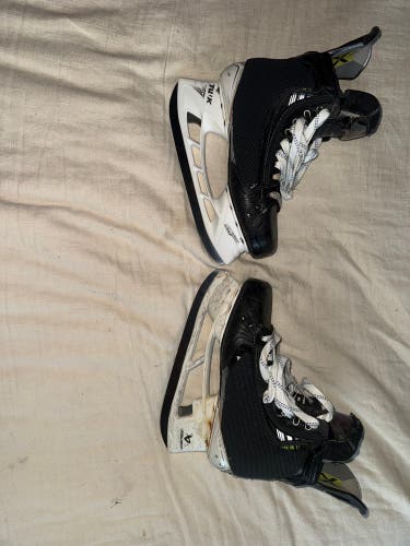 Black/Gray 2021 Bauer Vapor Hyperlite Hockey Skates EEE 7 (Used)