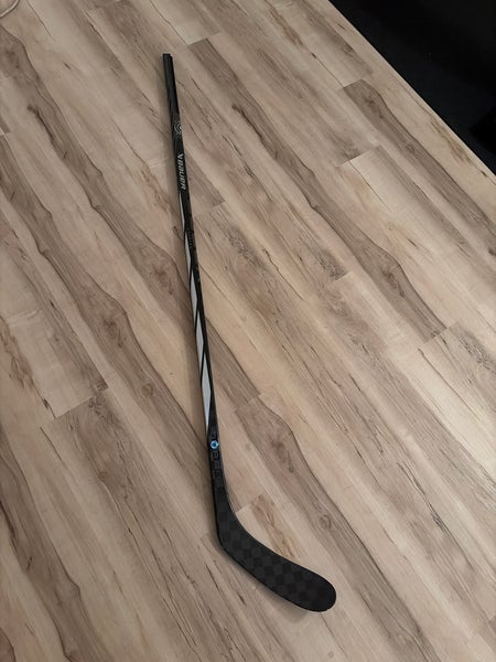 Senior Bauer Proto-R Left Hand Hockey Stick P28 70 Flex (Used)
