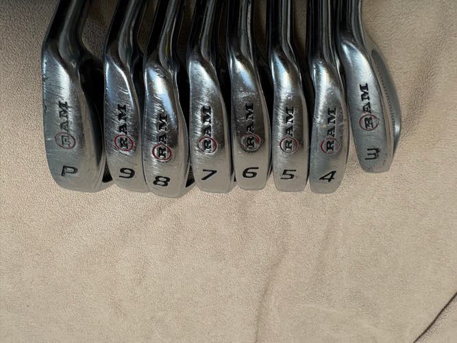 Men's RAM OS Right Handed Iron Set Regular Flex (Used)