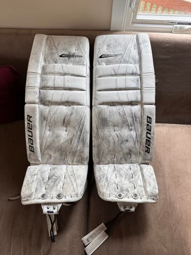 30" Bauer Reactor 7000 Goalie Leg Pads (Used)